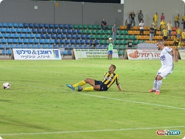 ויקטור מרעי כובש בבכורה (ארנון לוי)